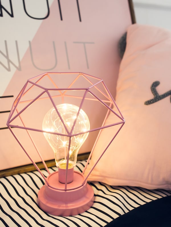 Geometric Border Table Lamp 12V