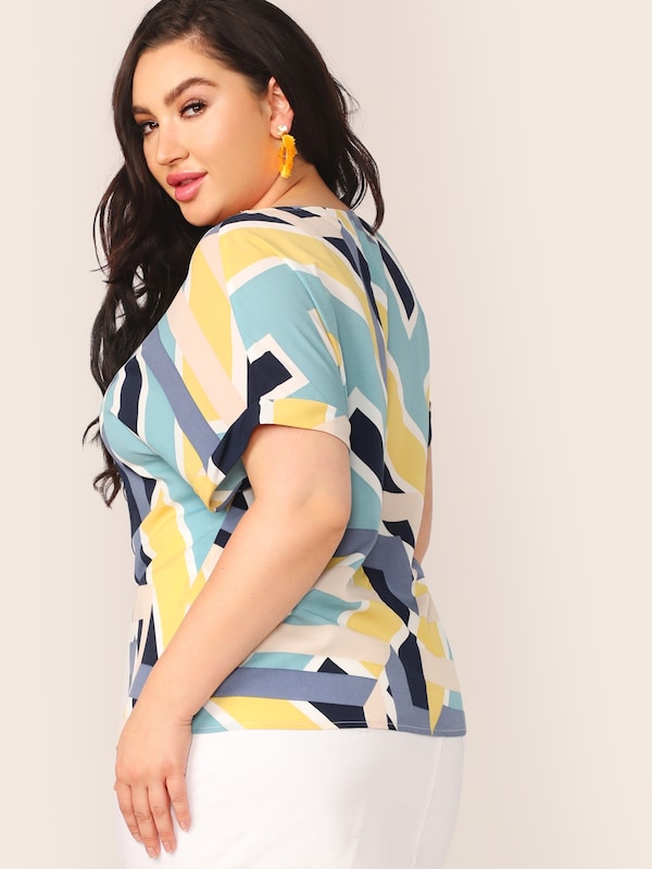 Plus Geo Print Cuffed Sleeve Top