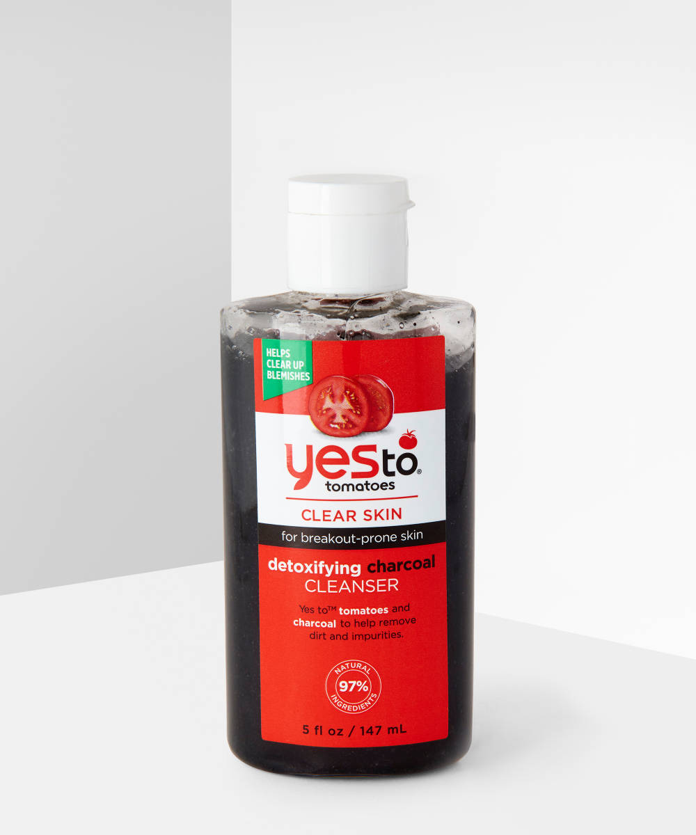 Yes To Tomatoes Detoxifying Charcoal Cleanser 147ml