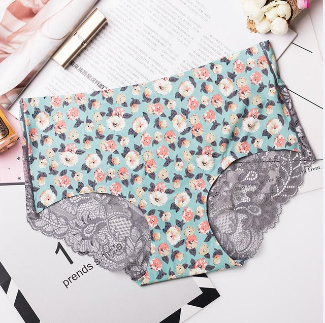 Seamless Floral Pattern Underwear