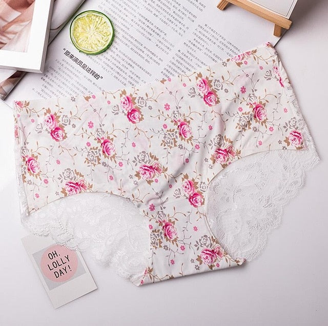 Seamless Floral Pattern Underwear